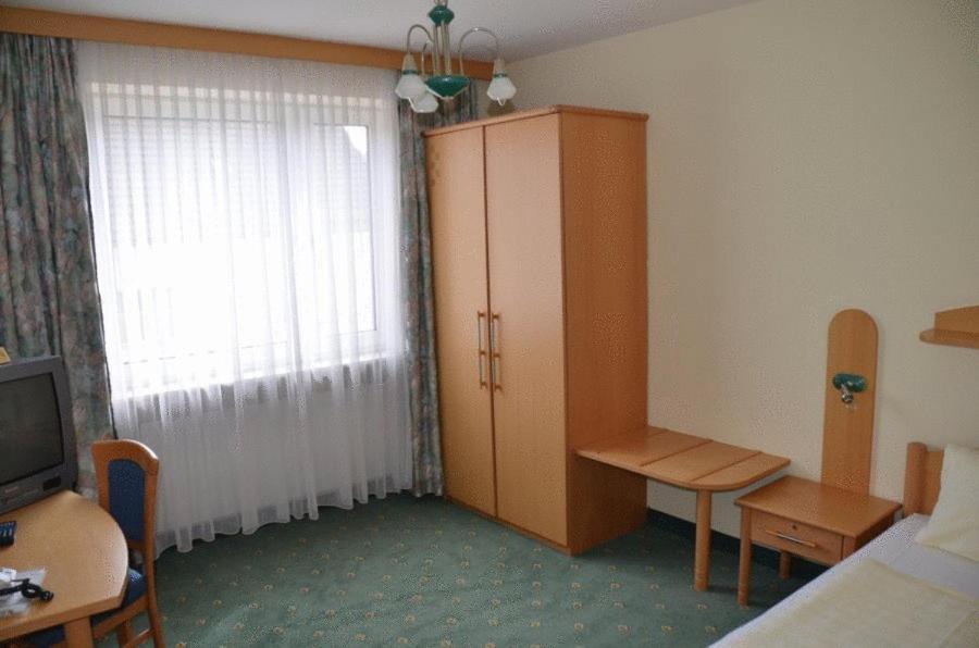 Hotel Garni Bad Schallerbach Exterior foto